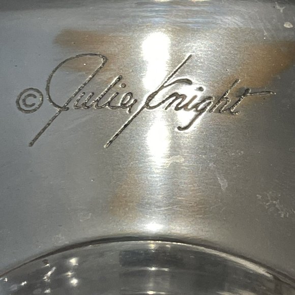 Julia Knight Classic Pagoda Bowl in Candy Apple and Mother of Pearl - Picture 4 of 9